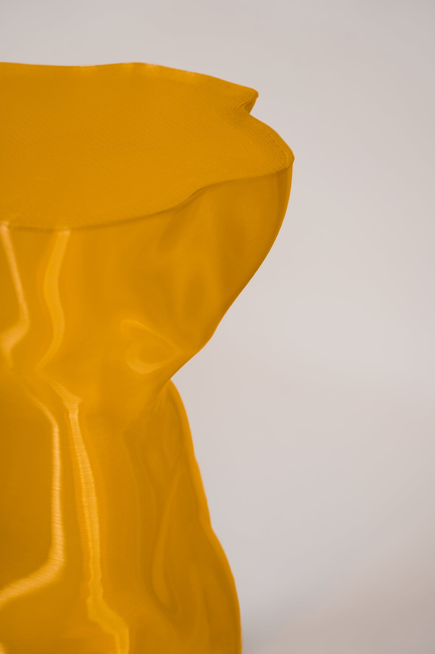 Noise Side Table / Yellow