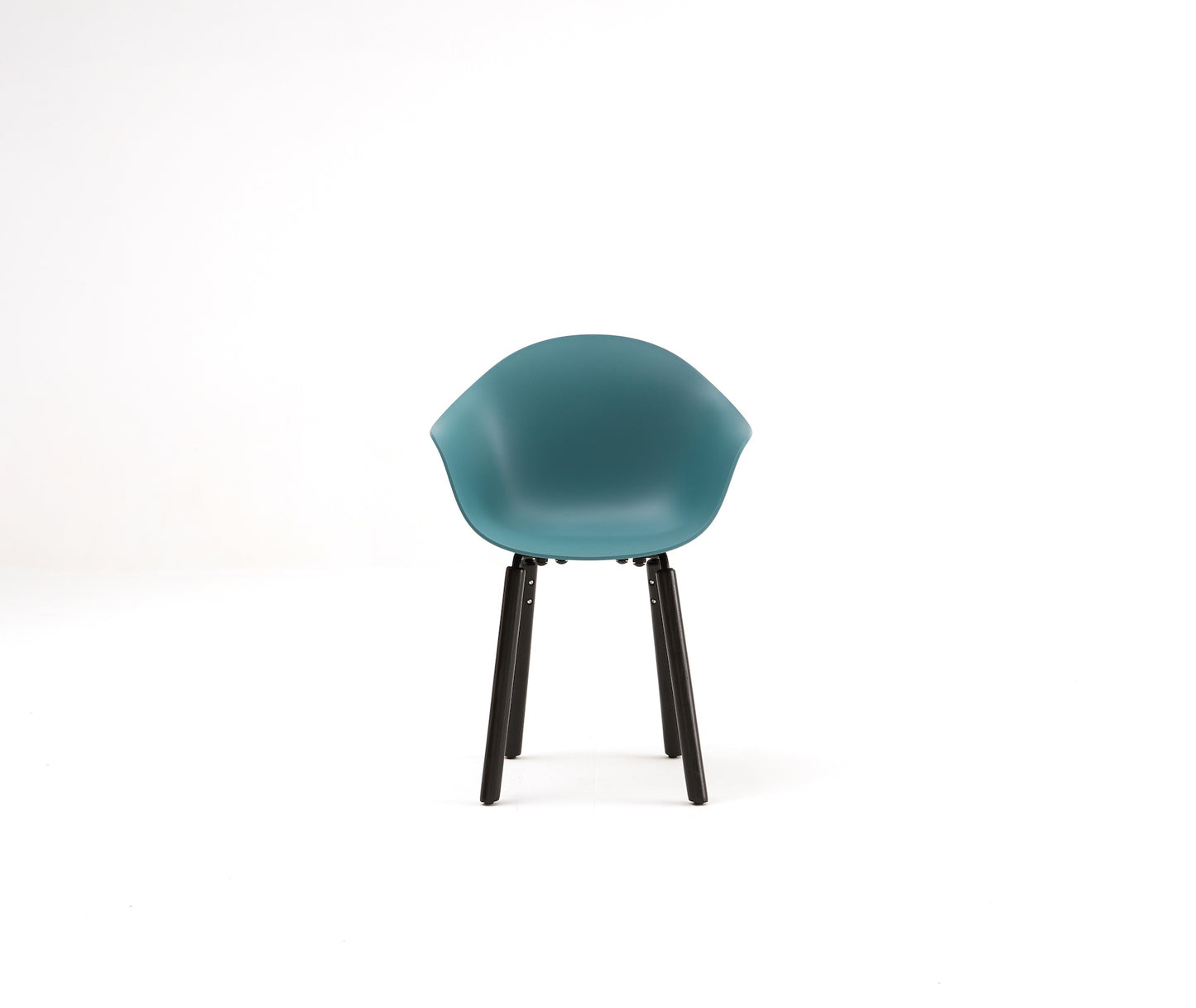 TA Armchair / Yi Base Black Stained Oak / Ocean Blue Seat