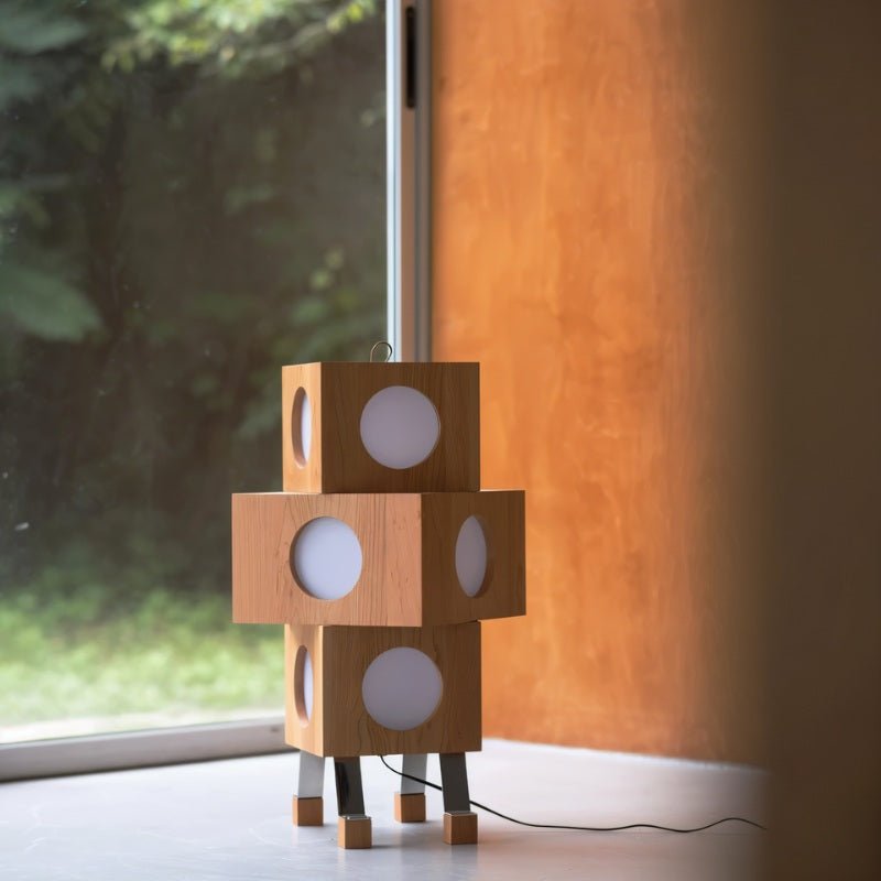 Akwida Floor Lamp