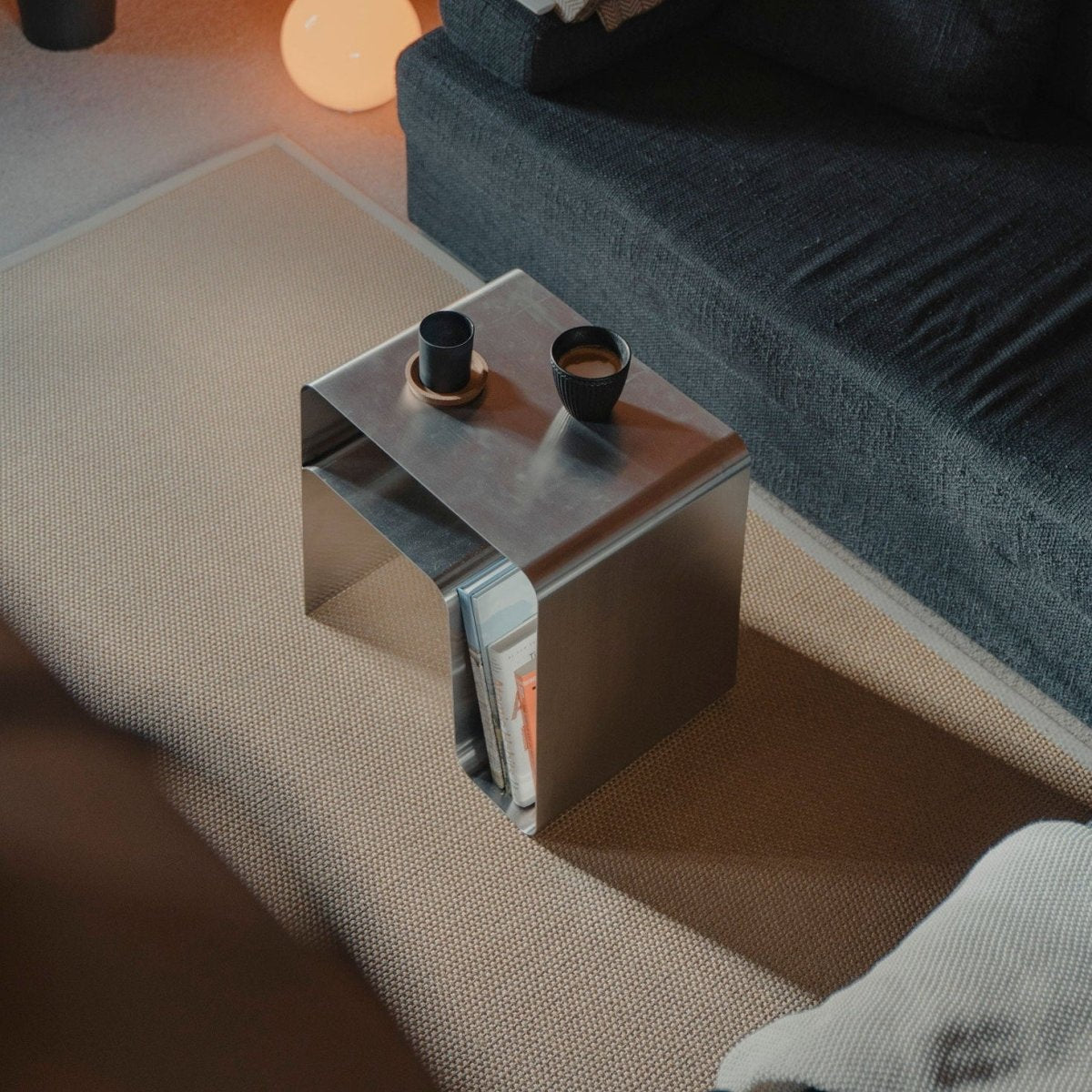 Dorus Side Table