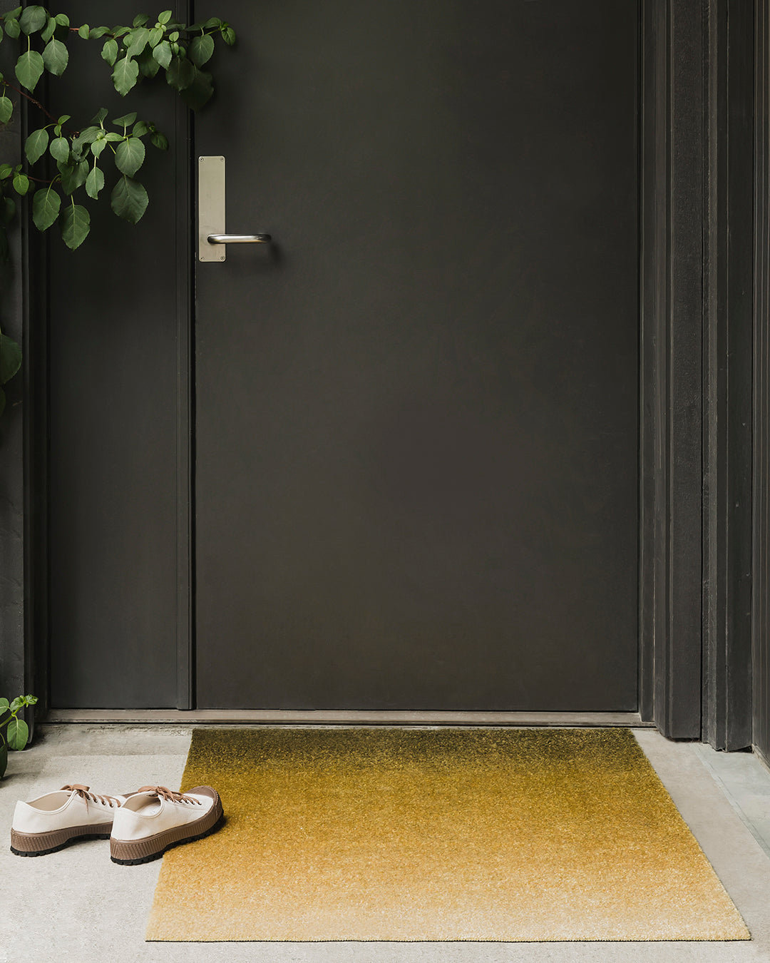 Dis Moss / Yellow Doormat