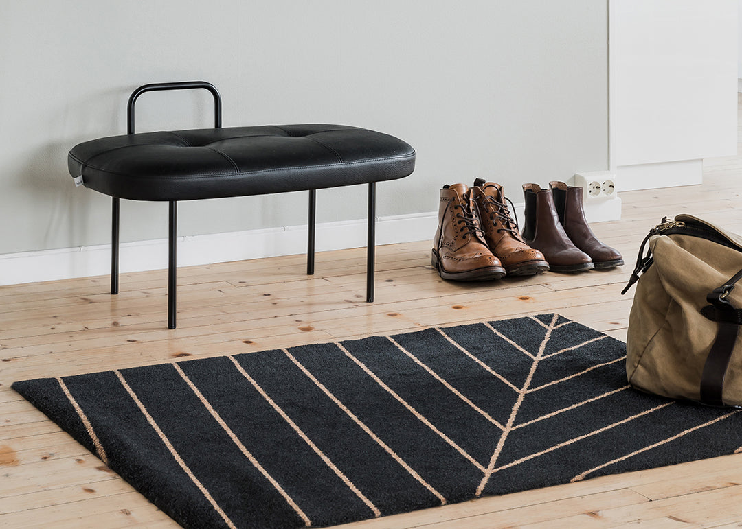 Eine Nightfall / Black Doormat