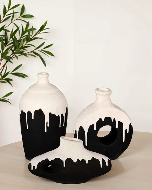 Porcelain Drip Vase, Wide