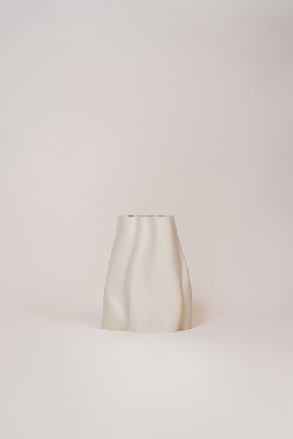 Lulu Bin / Eggshell