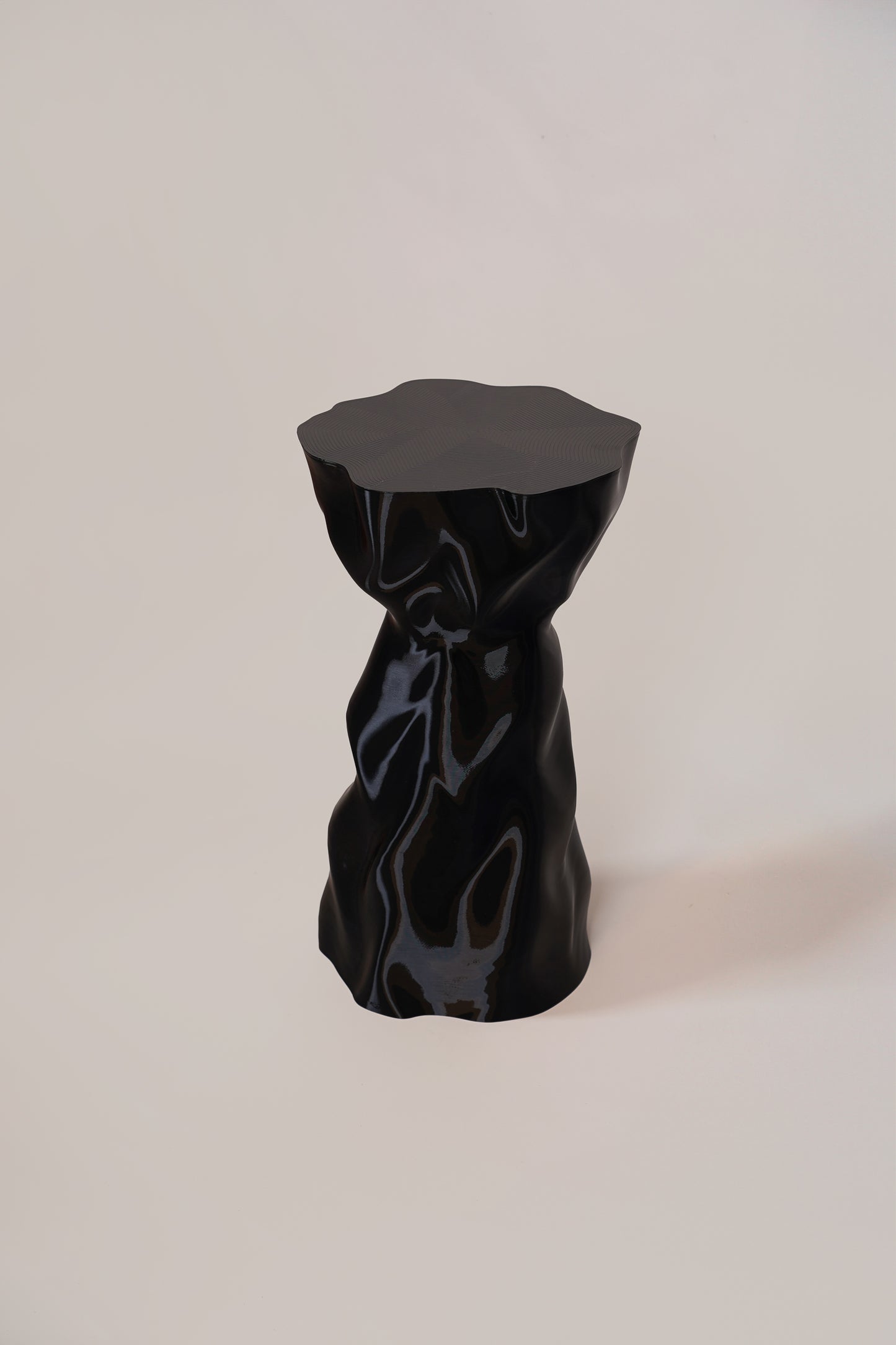 Noise Side Table / Black