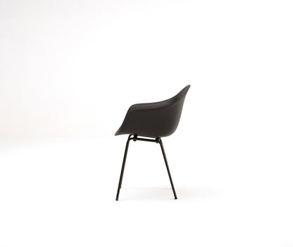 TA Armchair / Er Base Black Powder Coated / Black Seat