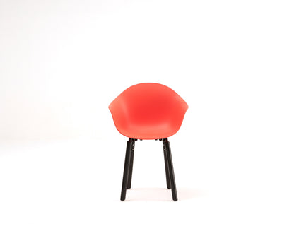TA Armchair / Yi Base Black Stained Oak / Red Seat