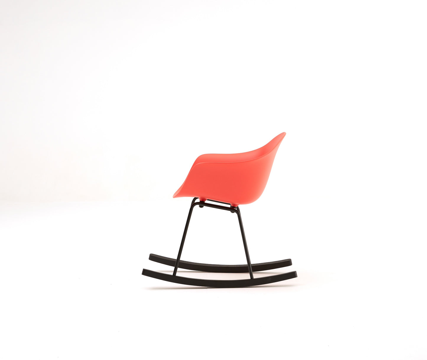 TA Rocking Chair /Black Metal&Wood Base / Red Seat
