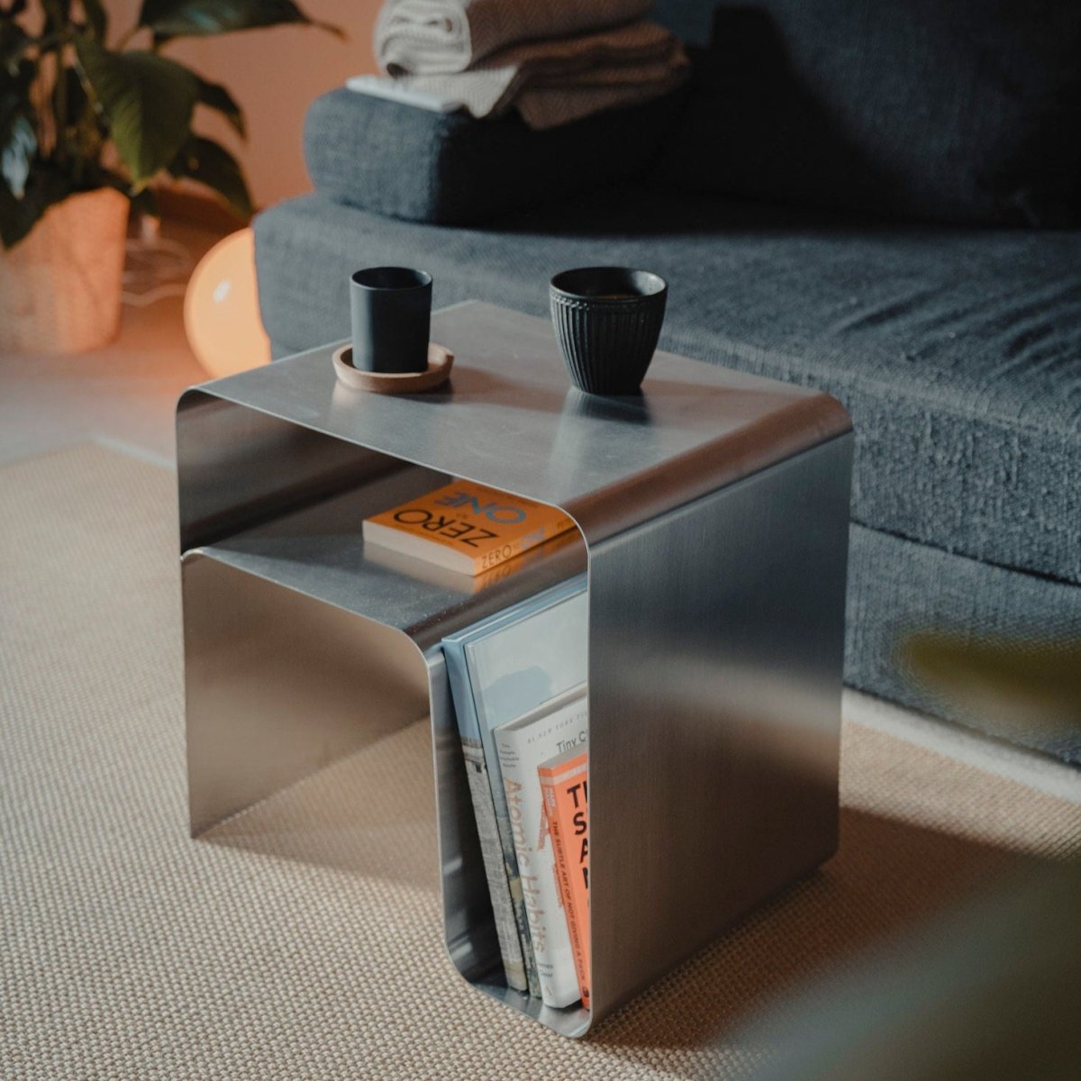 Dorus Side Table
