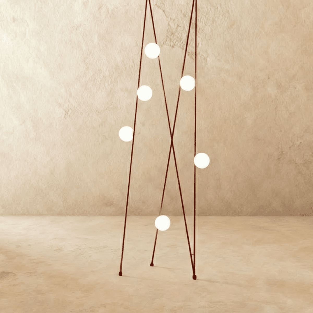 Glita Floor To Ceiling Lamp