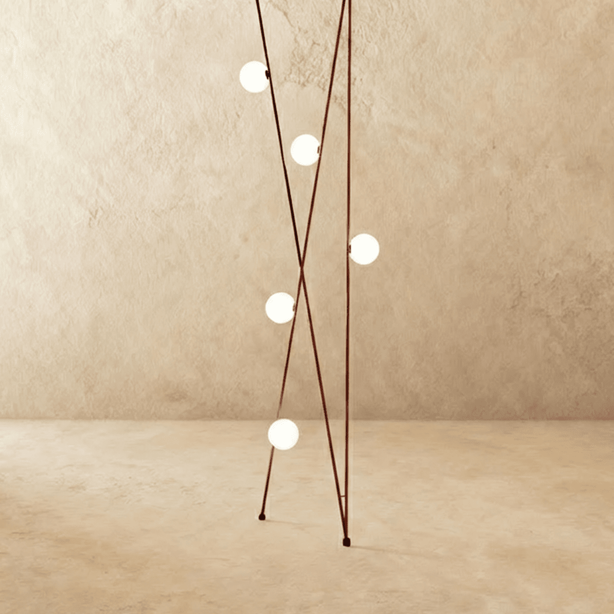 Glita Floor To Ceiling Lamp