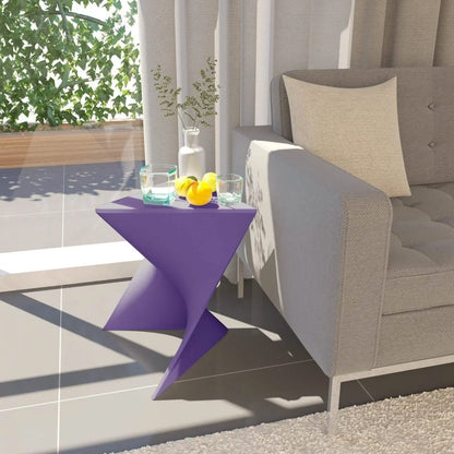 LeisureMod Randolph Triangular Modern Side Table Set of 2 / Purple